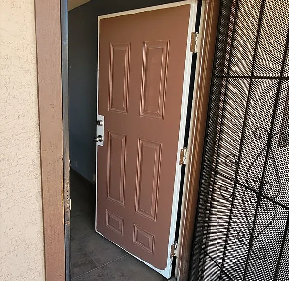 615 S Royal Crest Cir #9 — Photo 4