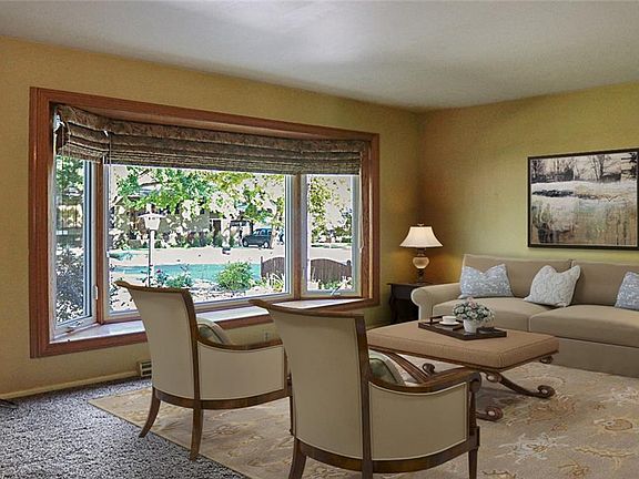 3rd image of 1618 Patricia Ln