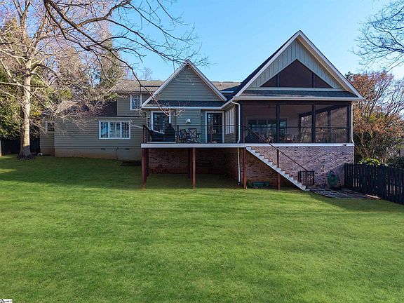 2nd image of 139 E Tallulah Dr