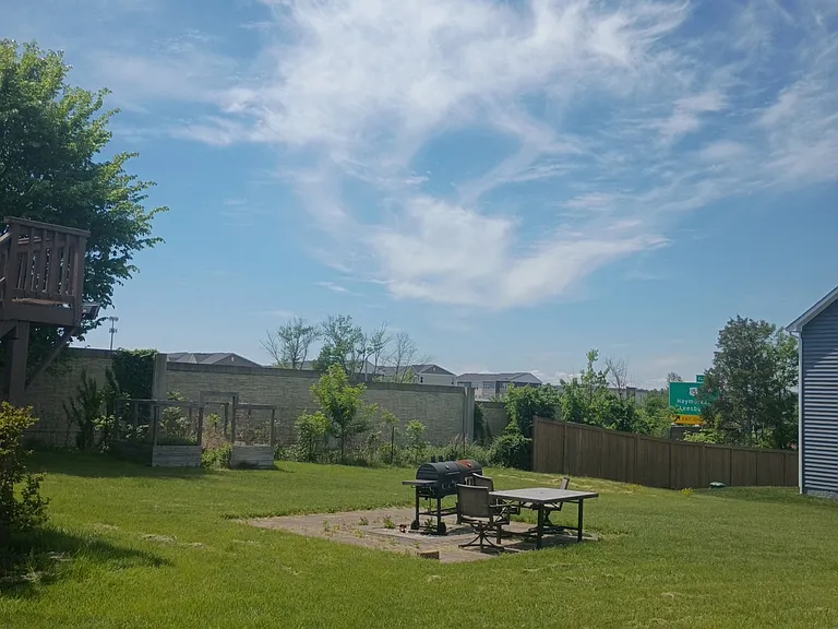 6560 Jefferson St — Photo 8