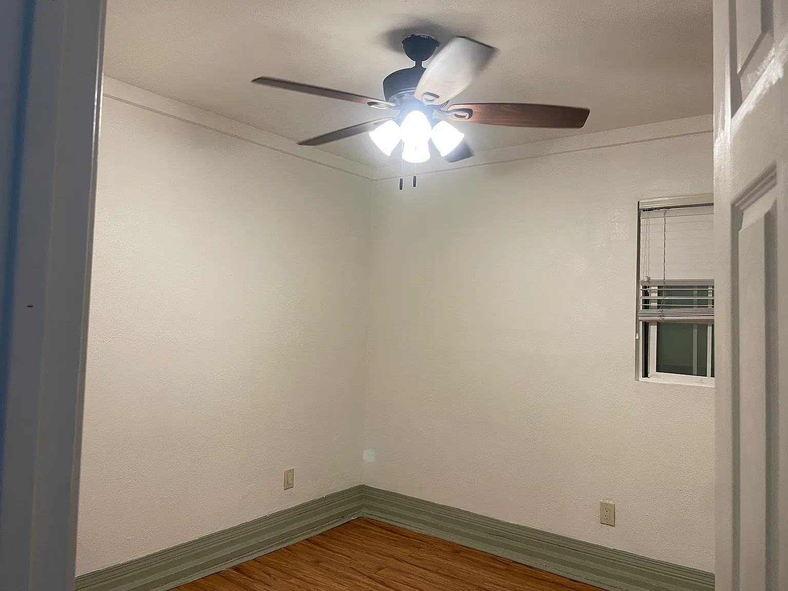 161st St, Norwalk — Photo 4