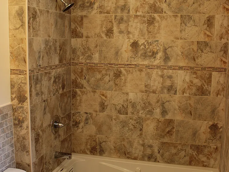 516 Esty St — Photo 14