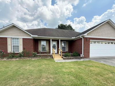 302 Twin Oaks Dr NW, Hartselle, AL, 35640