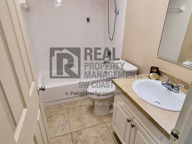 12471 McGregor Blvd #10-1 — Photo 22