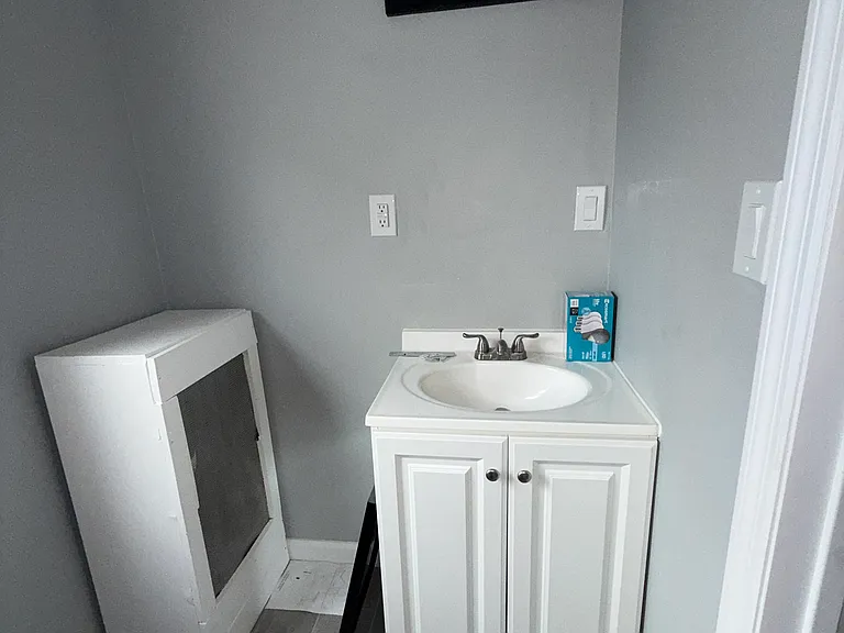 176 N 16th St #202 — Photo 3