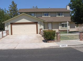 13853 Oakmont Dr, Victorville, CA 92395
