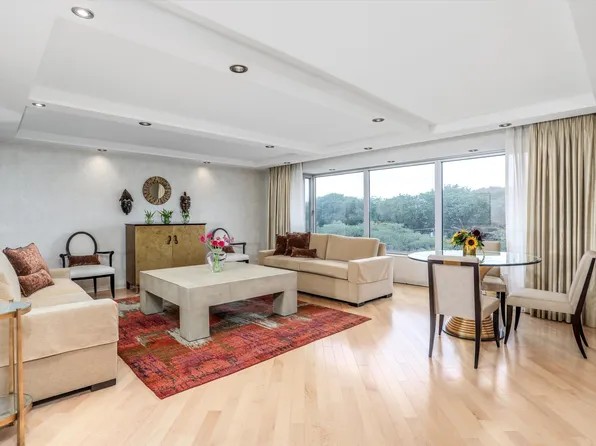 1300 Lafayette St E #209, Detroit, MI 48207