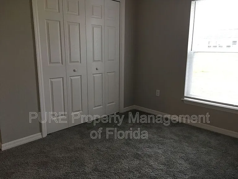 14693 SW 21st Ter — Photo 6