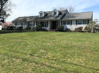 102 Nedshire Dr, Middletown, NJ 07748
