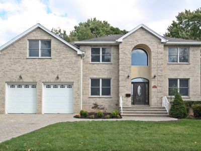 545 Ryeside Ave, New Milford, NJ, 07646