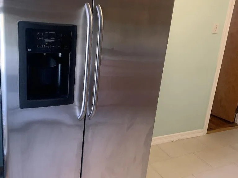 360 Ege Ave — Photo 7