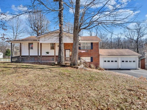 135 Burning Tree Dr, Beckley, WV 25801