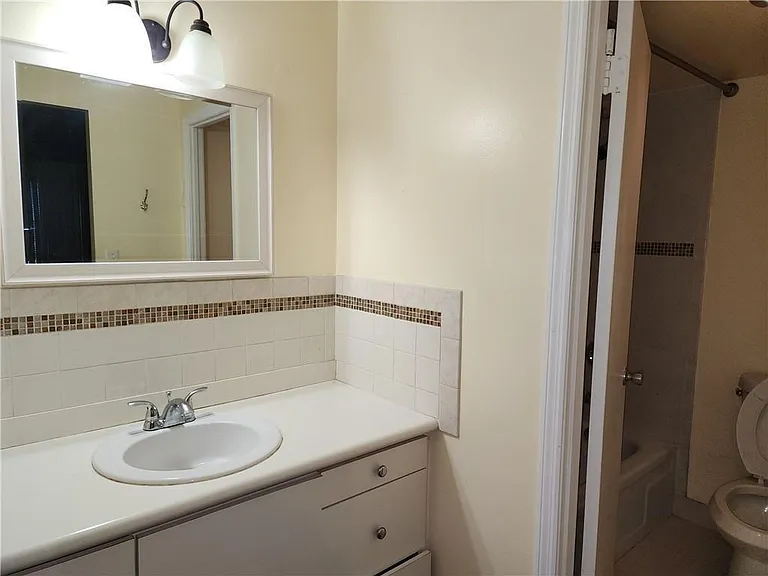 7001 Environ Blvd #604 — Photo 6