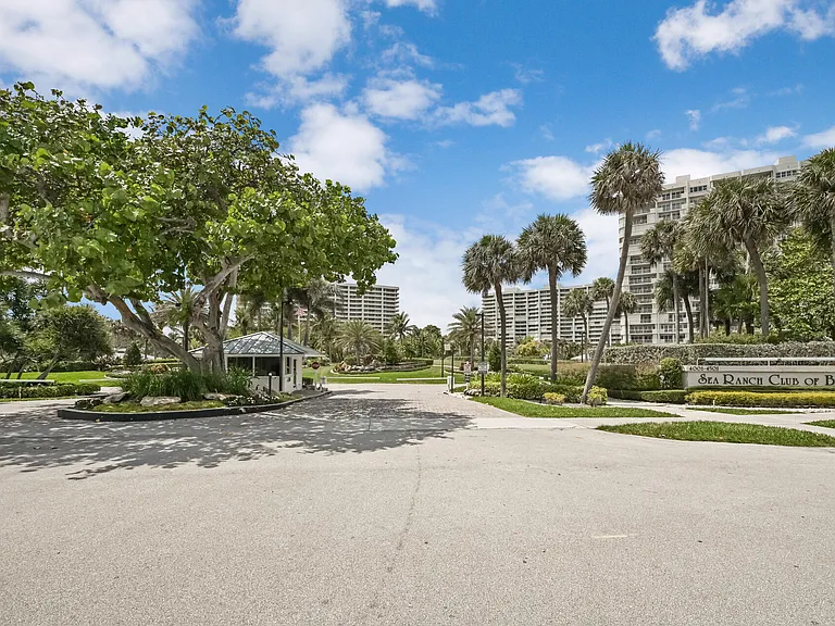 4101 N Ocean Blvd #1008 — Photo 37