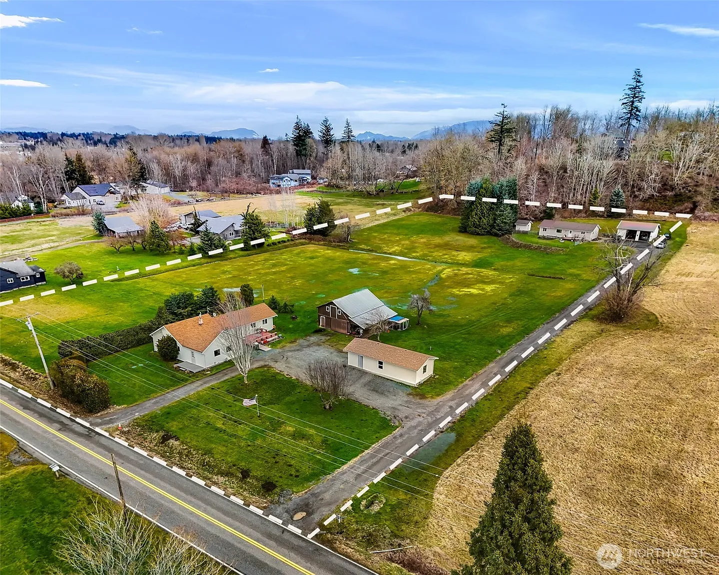 4610 Curtis Road photo 1