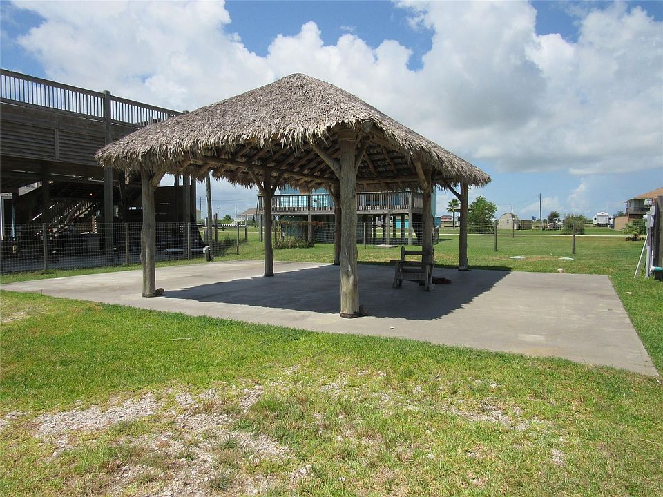 1st image of 135 Ocean Sand Dr