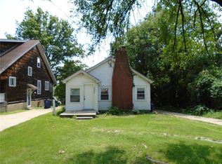 8518 Midland Blvd, Saint Louis, MO 63114
