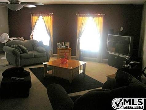 5th image of 11669 Cedar Crest Dr