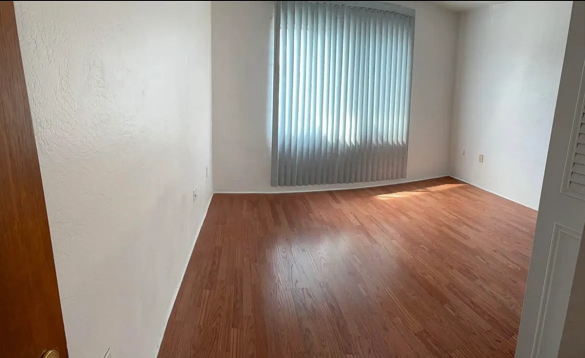 1 bed, 710 sqft, $1,400 — Photo 4
