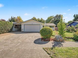 1725 Howell Ave, Medford, OR 97501