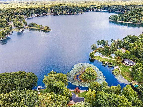 2nd image of 12055 S Sherman Lake Dr