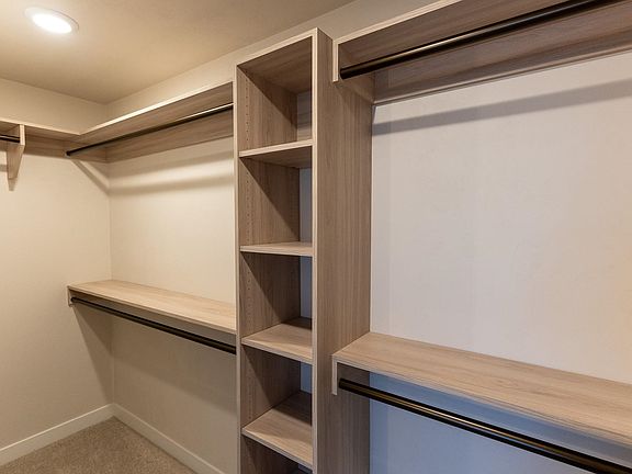 3rd image of 4110 Ridgecrest Ln