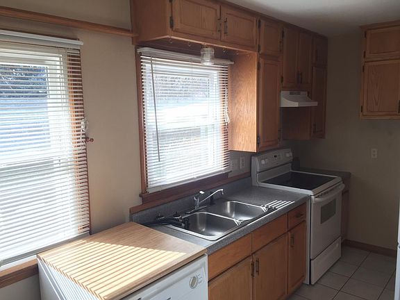 2nd image of 1421 W 14th St