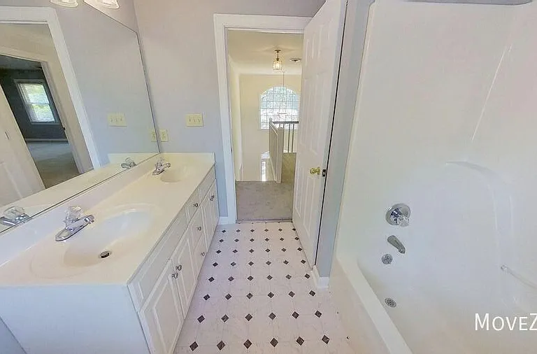 2400 Tweedmore Ct — Photo 35