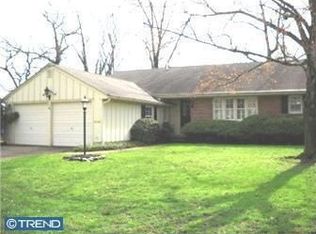 125 Pine Valley Rd, Cherry Hill, NJ 08034