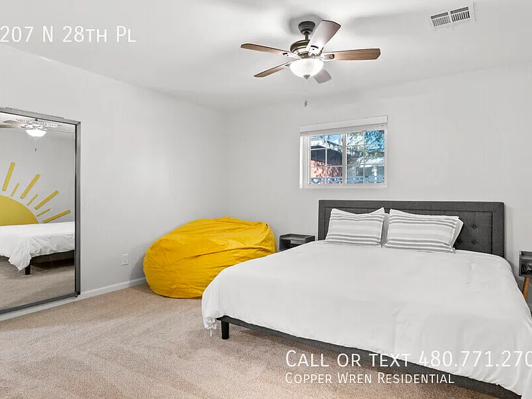 2207 N 28th Pl — Photo 21