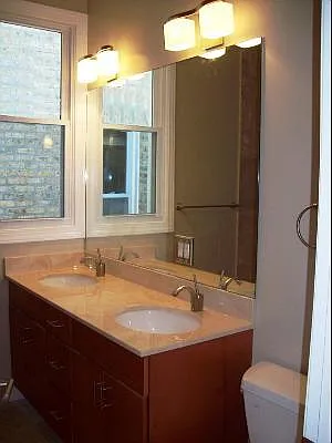 2303 N Maplewood Ave — Photo 5