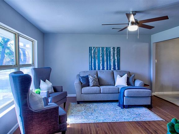3rd image of 2441 Highwood Dr