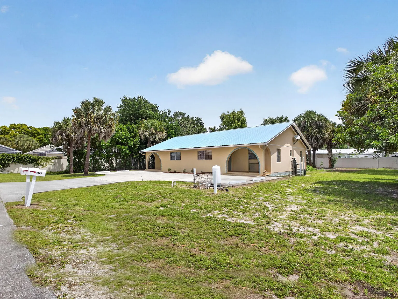 2 bed, 1.0 bath, 1011 sqft, $2,150 — Photo 3
