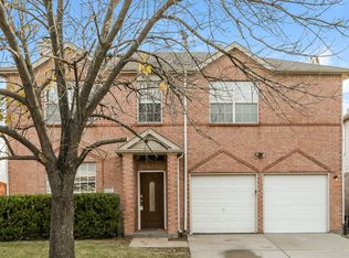 8212 French Quarter Ln, Fort Worth, TX 76123