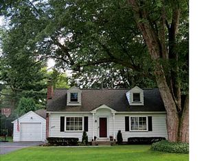 489 Manse Ln, Rochester, NY 14625