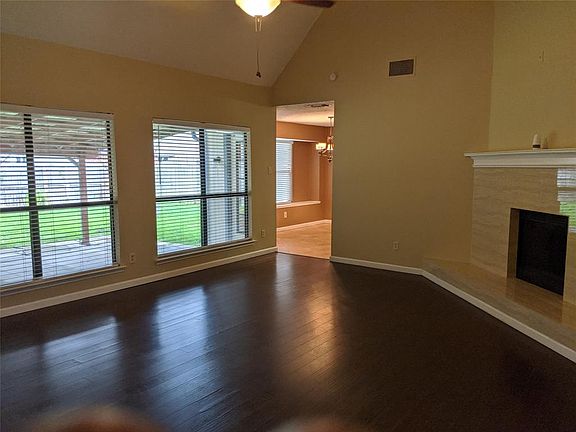2nd image of 8206 Yacht Club Dr