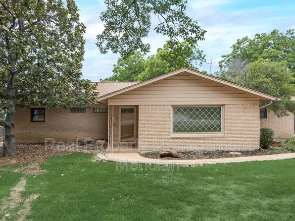 5700 Wessex Ave, Fort Worth, TX 76133