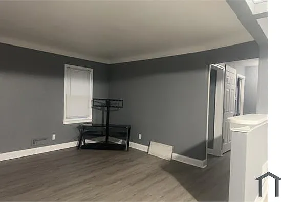 5553 Drexel St — Photo 11