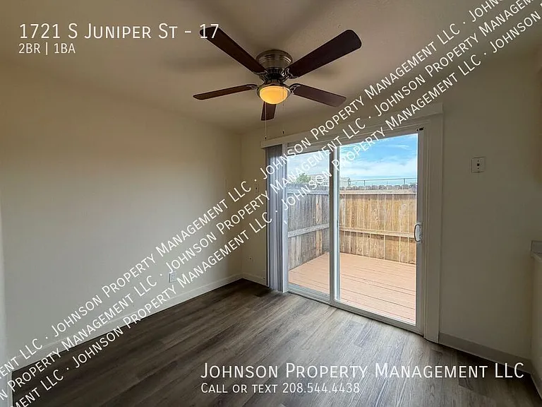 1721 S Juniper St #17 — Photo 9