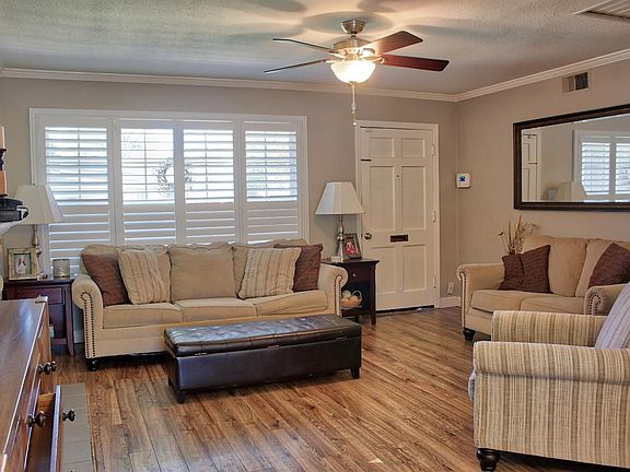 3rd image of 113 Triplett Way