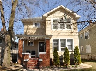 547 N Butrick St, Waukegan, IL 60085