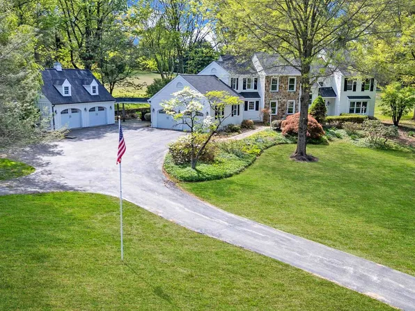 701 Haldane Dr, Kennett Square, PA 19348