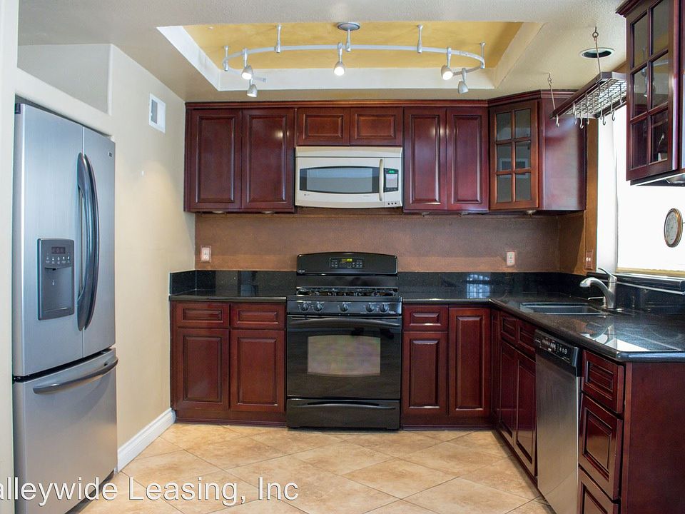 1st image of 27605 Nugget Dr APT 5