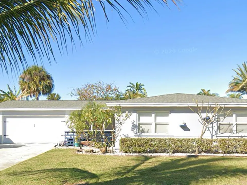 411 Atlantis Dr