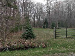 N A Foster Rd, Au Gres, MI 48703