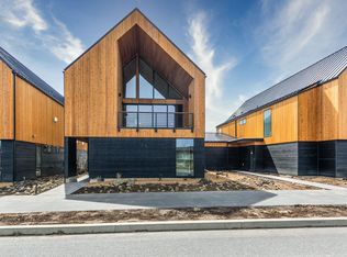 19320 Outrider Loop, Bend, OR 97702