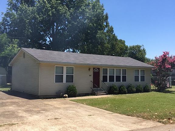 2nd image of 243 Lakeview Dr
