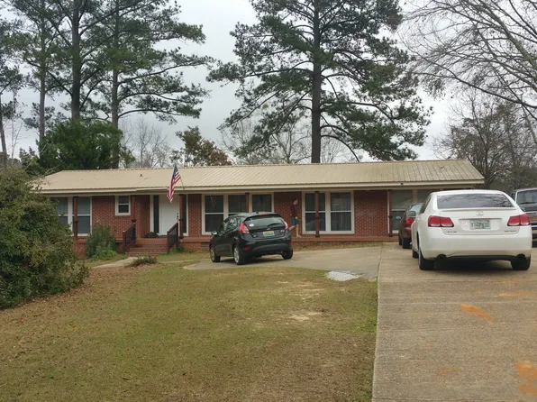 212 Sylvan Dr, Enterprise, AL 36330