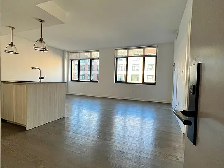 125 Parkside Ave #6J — Photo 4