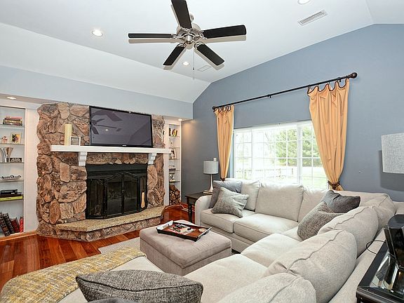 5th image of 21228 S 80th Ave